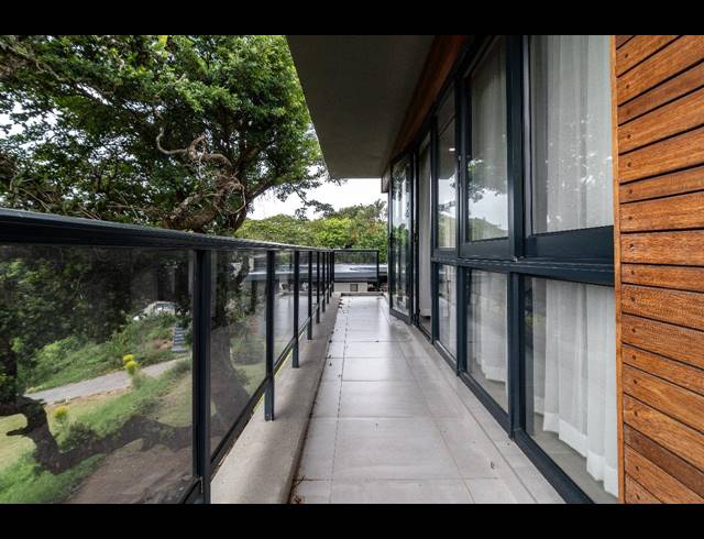 4 BEDROOM HOUSE FOR SALE IN SALT ROCK